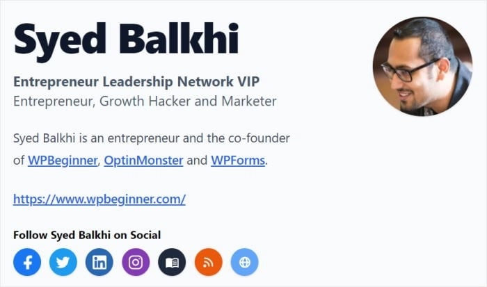 Example of a guest blogger with links to his websites and social media accounts.