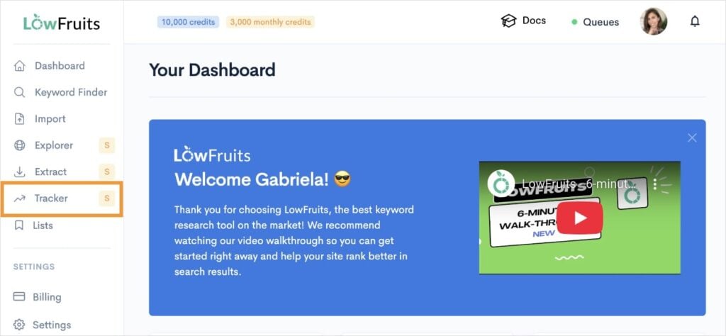 LowFruits dashboard shows the Tracker.